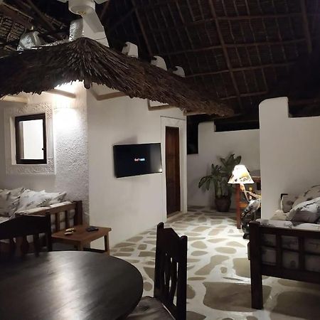Twiga House Resort Piscina ☆☆☆☆☆ Pearl Beach Ватаму Экстерьер фото
