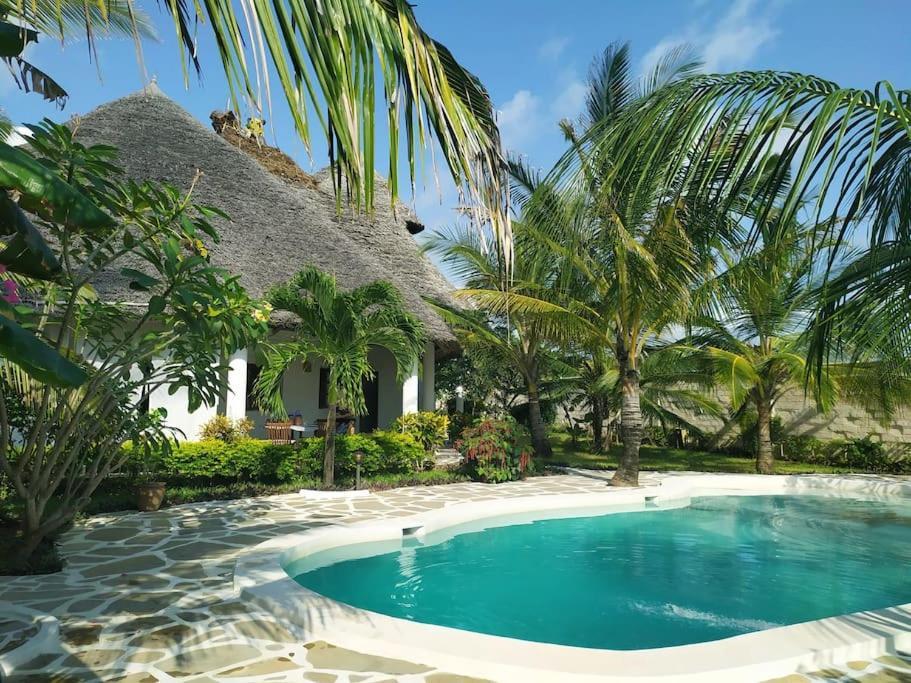 Twiga House Resort Piscina ☆☆☆☆☆ Pearl Beach Ватаму Экстерьер фото